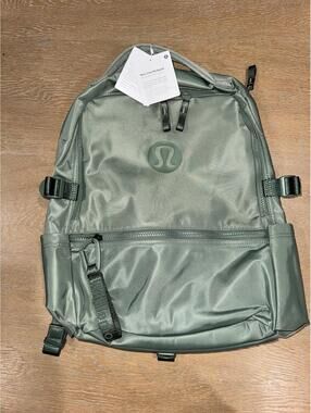 Lululemon New Crew Backpack 22L Laptop Pocket Grey Eucalyptus NWT